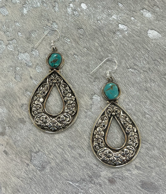 LE.509 - Round Top Turquoise Long Tear Drop