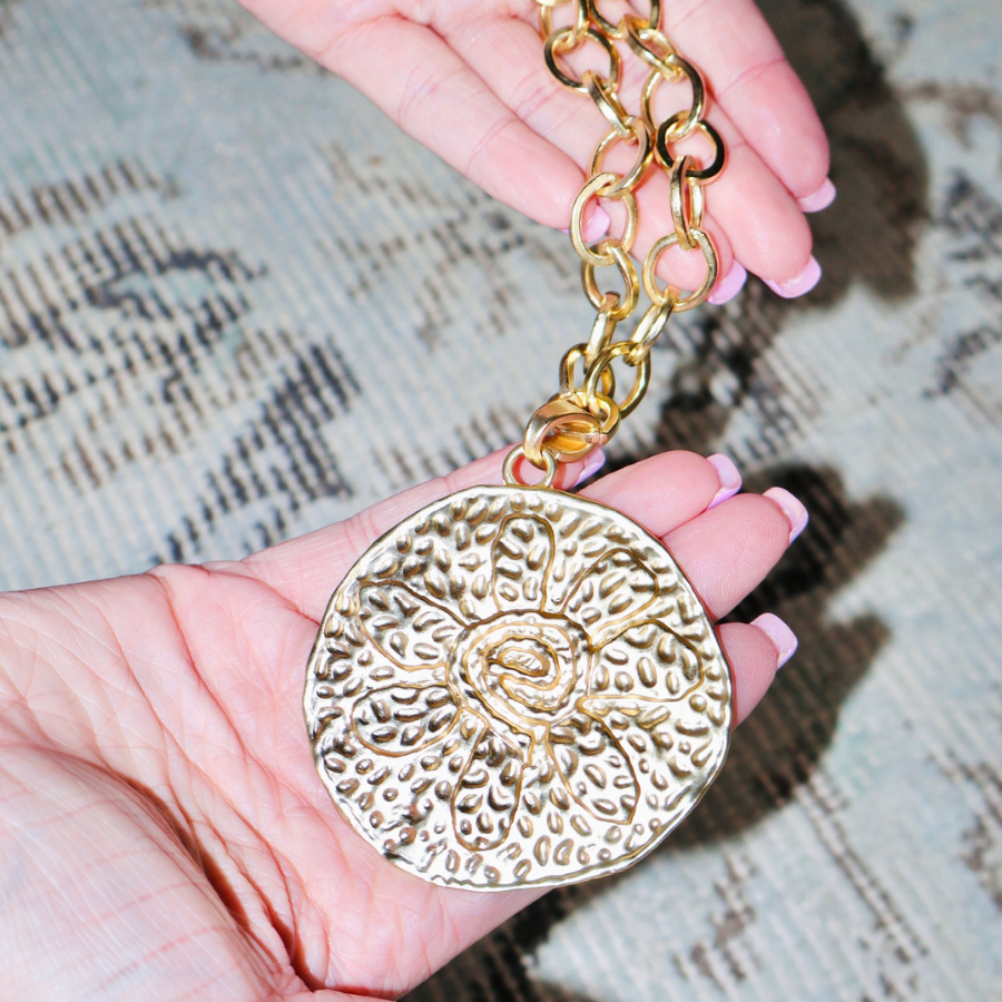 JN135 - Large Hammered Flower