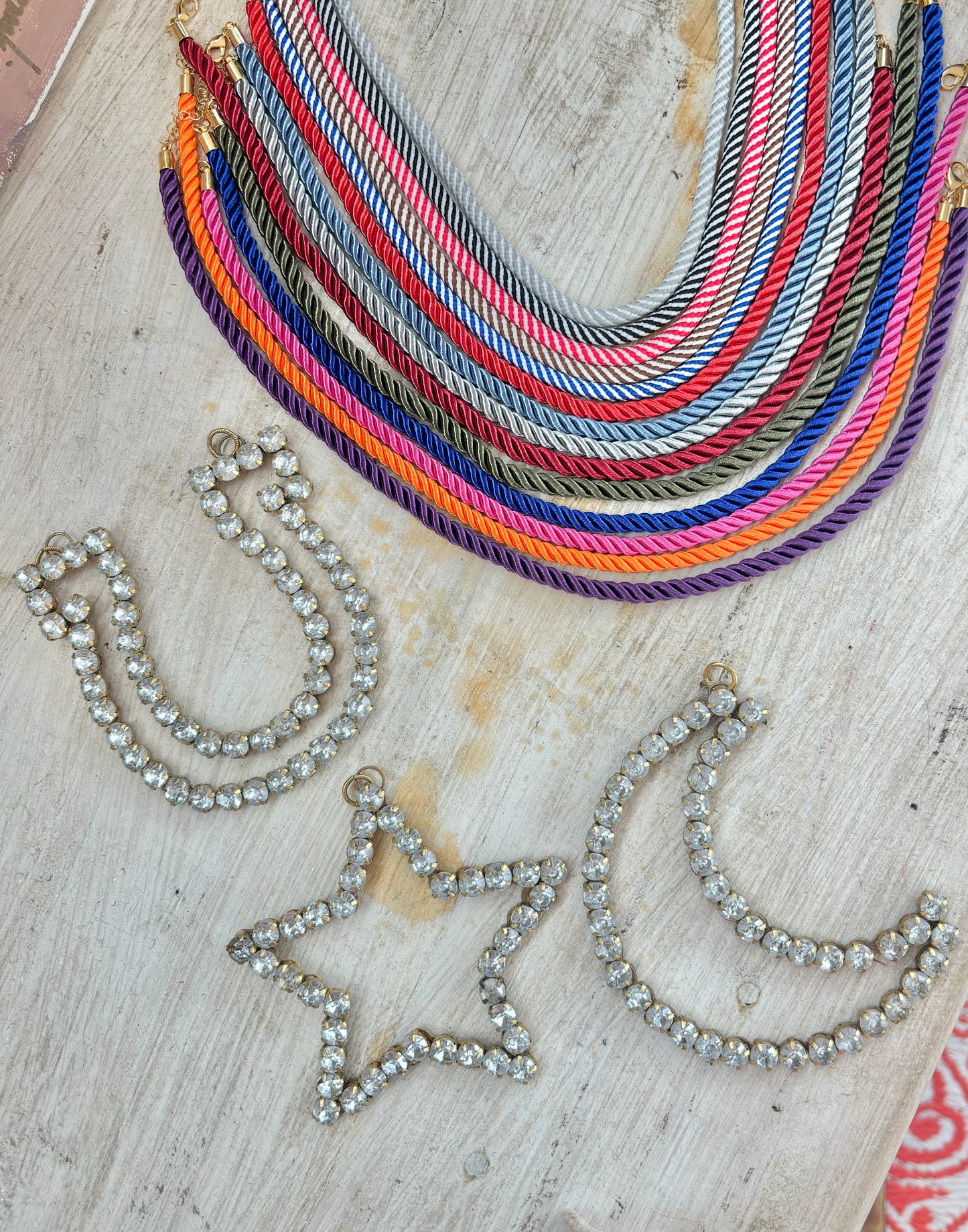 HORSESHOE Vintage Bling Pendant - choose your own color cord!