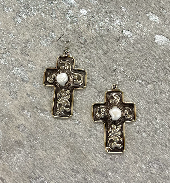 LE.499 - Round Top Mother of Pearl Cross