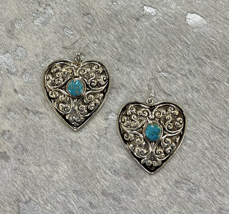 Load image into Gallery viewer, LE.511 - Round Top Turquoise Heart
